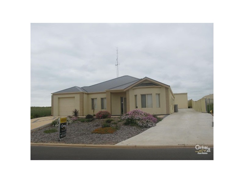 6 Sanders Street, Moonta Bay SA 5558