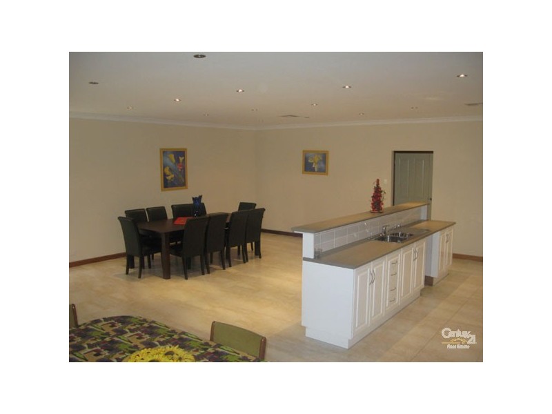 6 Sanders Street, Moonta Bay SA 5558