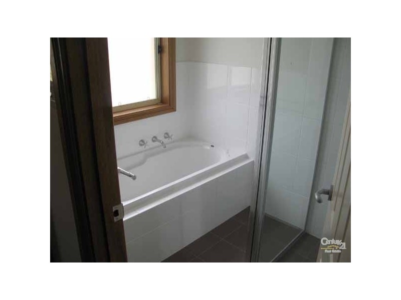 6 Sanders Street, Moonta Bay SA 5558