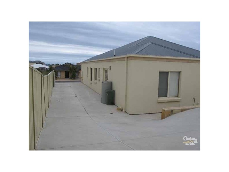 6 Sanders Street, Moonta Bay SA 5558