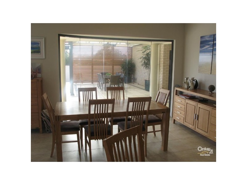 4 Cambridge Street, Moonta Bay SA 5558
