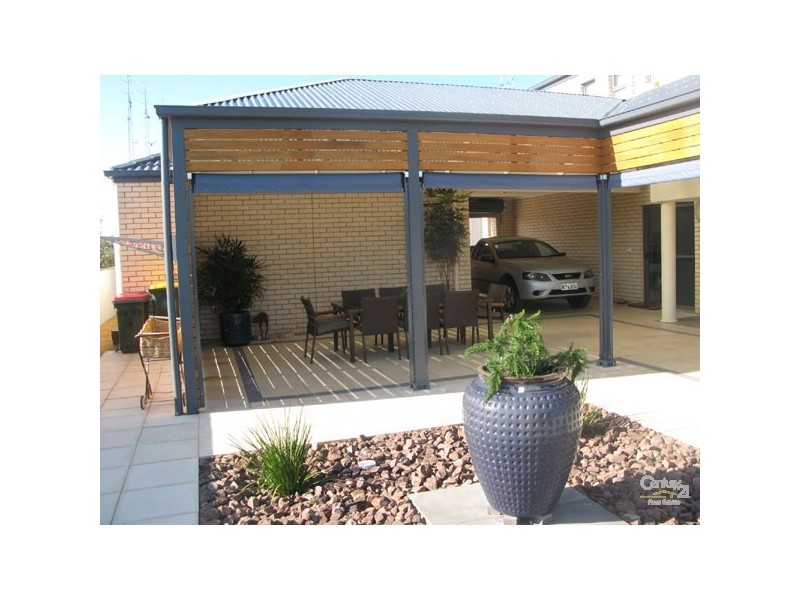 4 Cambridge Street, Moonta Bay SA 5558