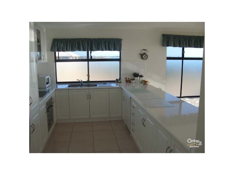 5 Butler Cr, Port Hughes SA 5558