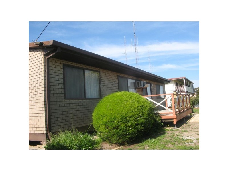 16 Prankerd Street, Moonta Bay SA 5558