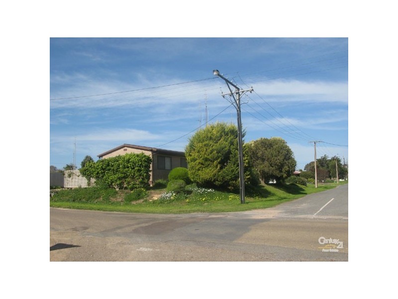 16 Prankerd Street, Moonta Bay SA 5558