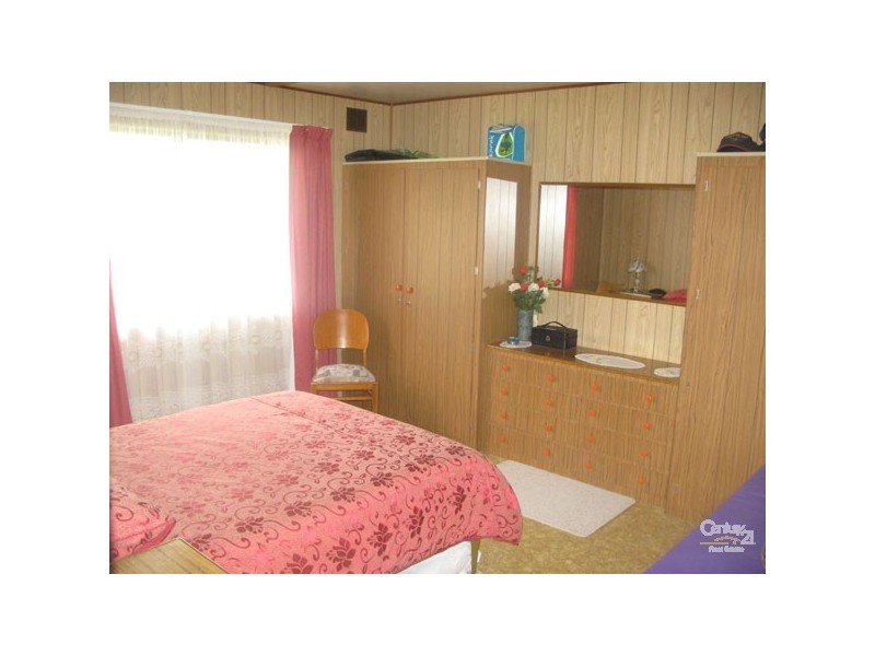 16 Prankerd Street, Moonta Bay SA 5558