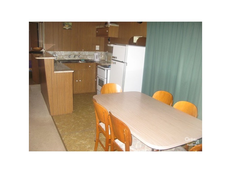 16 Prankerd Street, Moonta Bay SA 5558