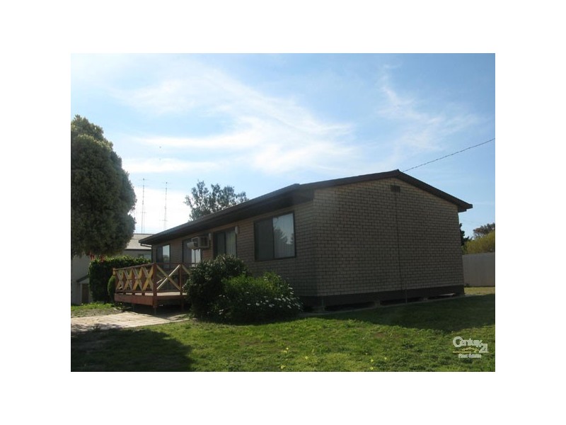 16 Prankerd Street, Moonta Bay SA 5558