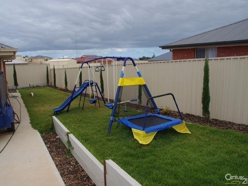 10 Spry Court, Moonta Bay SA 5558