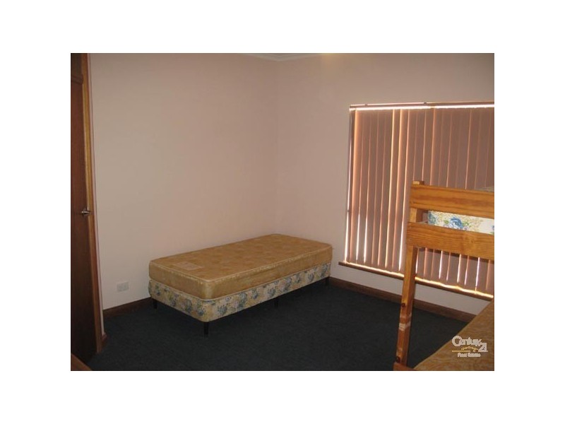 3 Andrew Street, Moonta Bay SA 5558