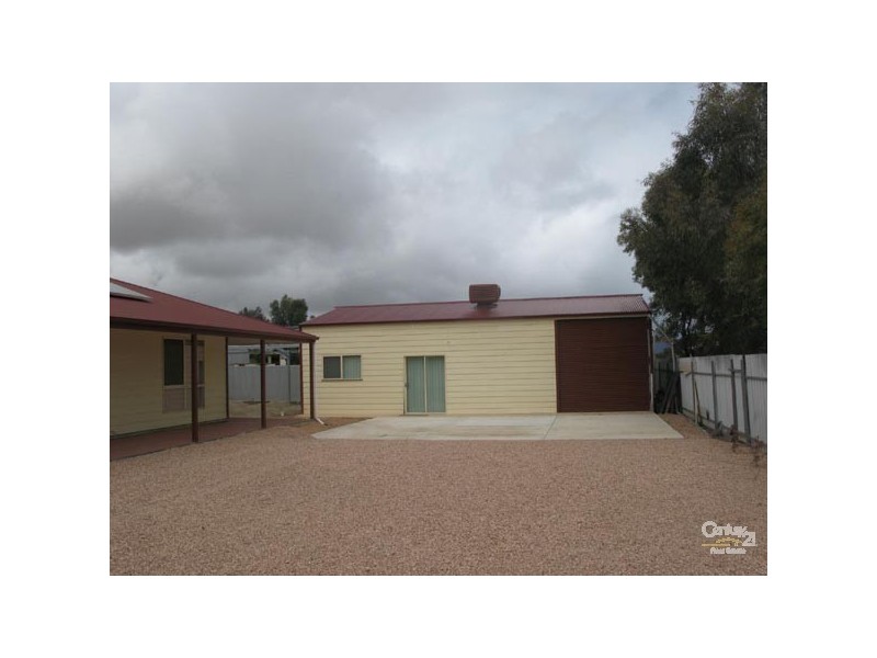 3 Andrew Street, Moonta Bay SA 5558