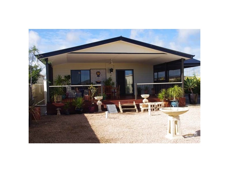 10 Reynolds Street, Moonta Bay SA 5558