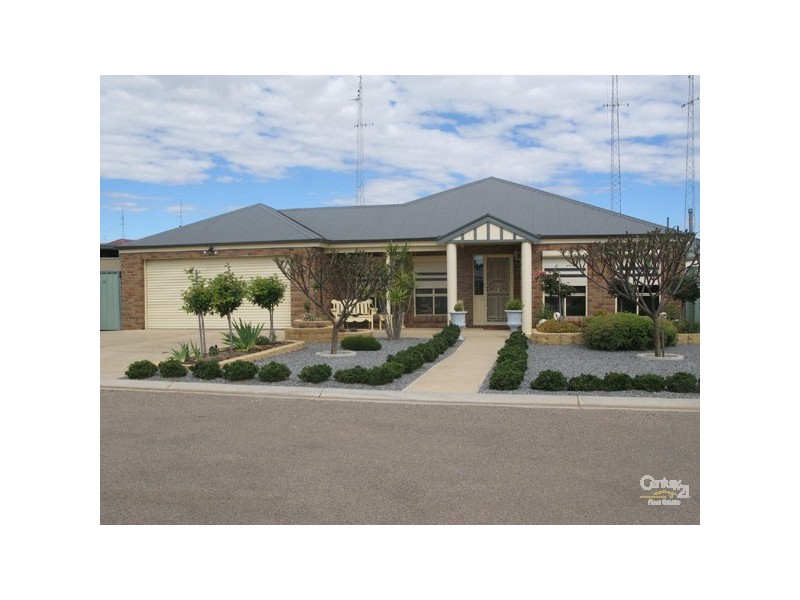 4 Connor Road, Moonta Bay SA 5558