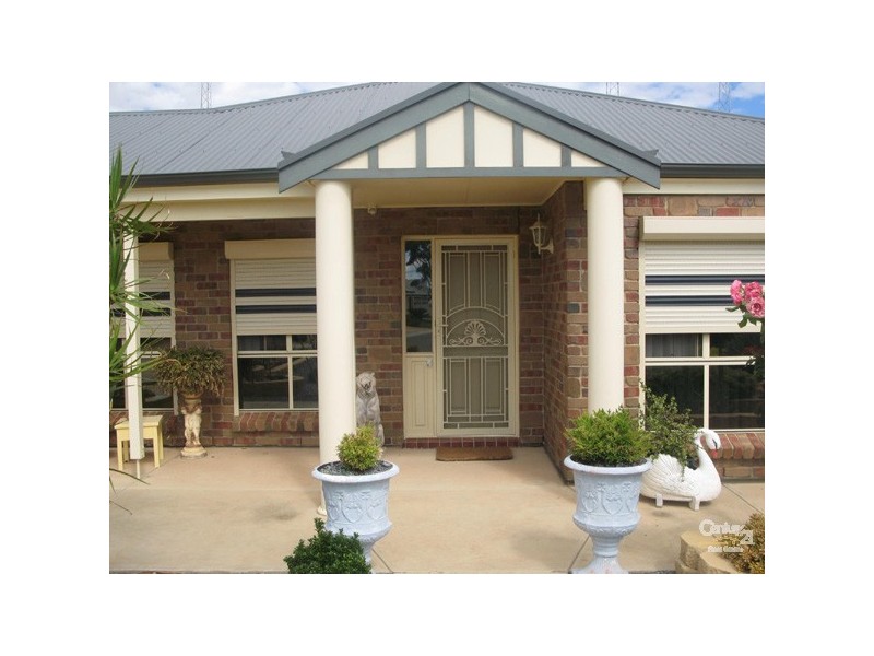 4 Connor Road, Moonta Bay SA 5558