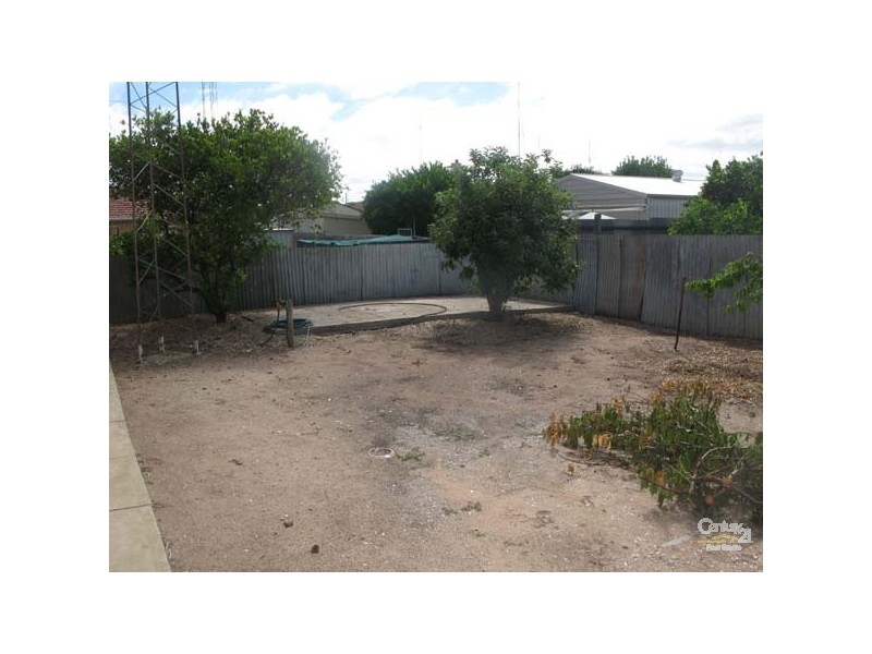 9 Gardiner St, Moonta SA 5558