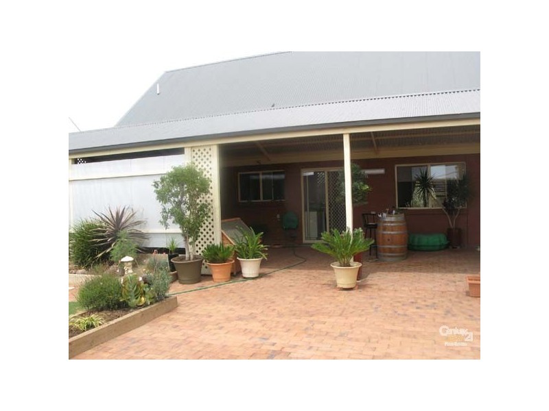 3 Crutchett Road, Moonta SA 5558
