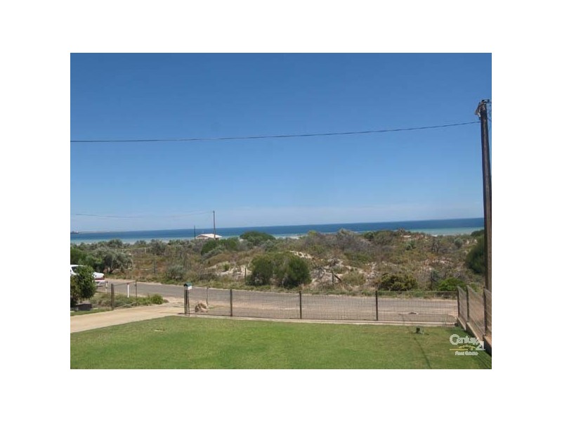 24 Esplanade, Wallaroo SA 5556