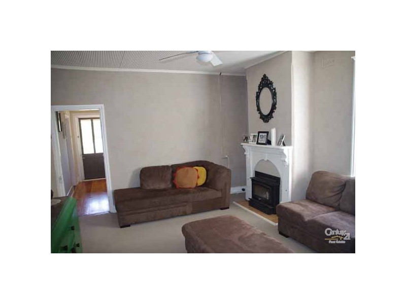 562c Burnside Terrace, Moonta SA 5558