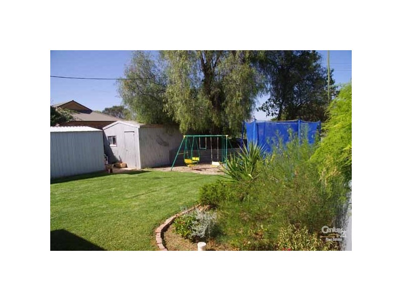 562c Burnside Terrace, Moonta SA 5558