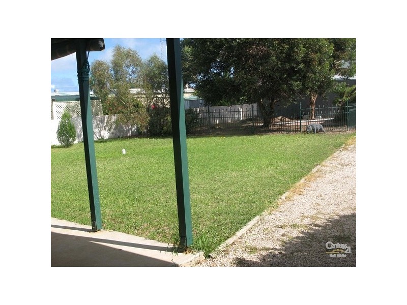 3 Playtime Parade, Moonta Bay SA 5558