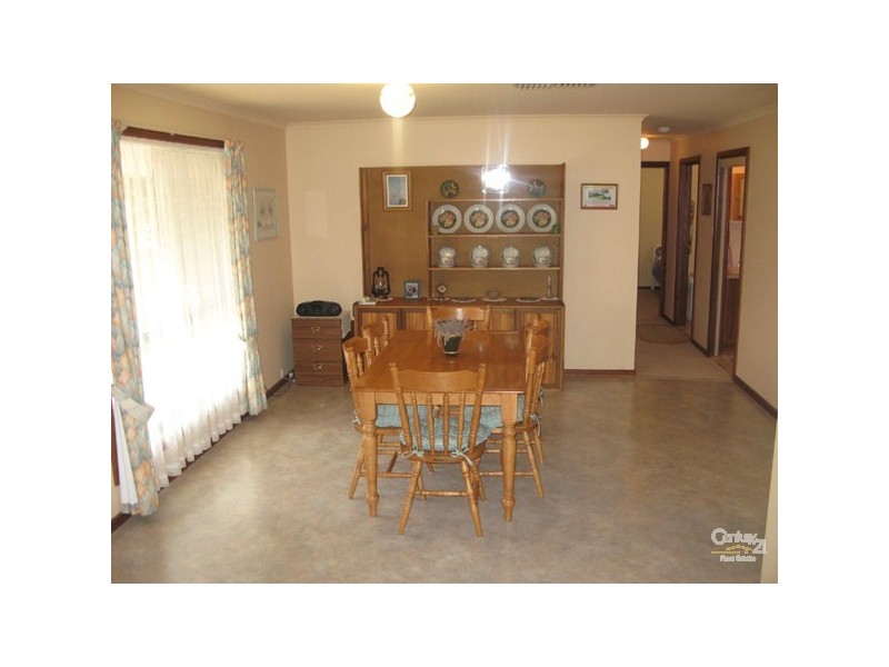 13 Symons Street, Moonta Bay SA 5558