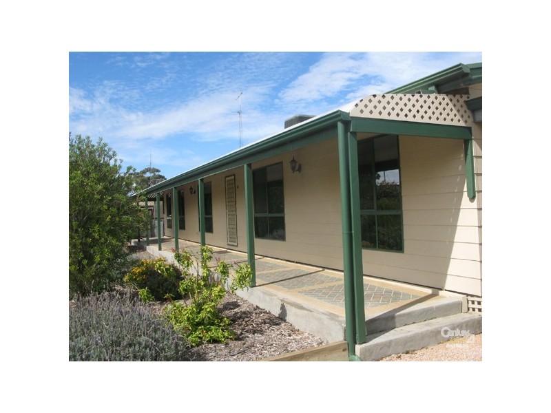 13 Symons Street, Moonta Bay SA 5558
