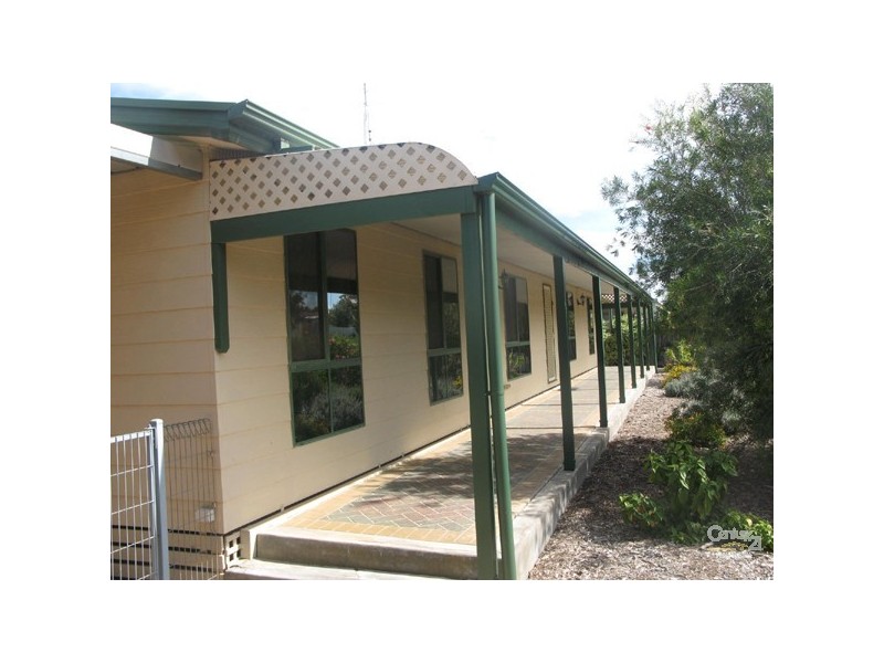 13 Symons Street, Moonta Bay SA 5558