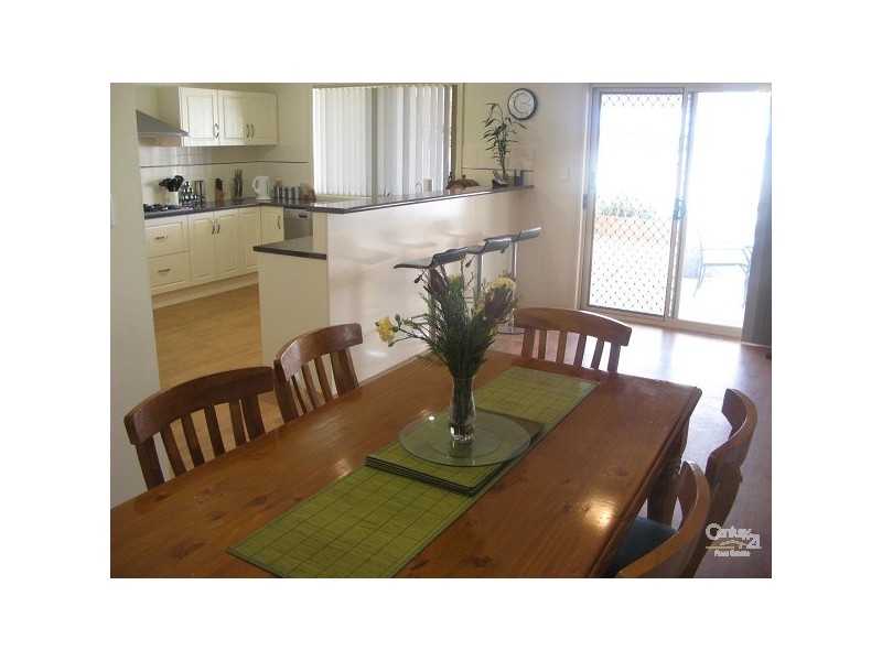 4 Milford Street, Moonta Bay SA 5558