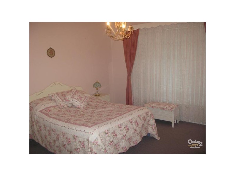 74 Graves Street, Kadina SA 5554