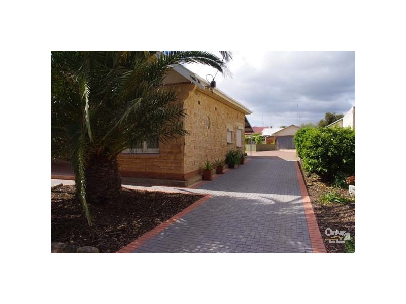 68 George Street, Moonta SA 5558