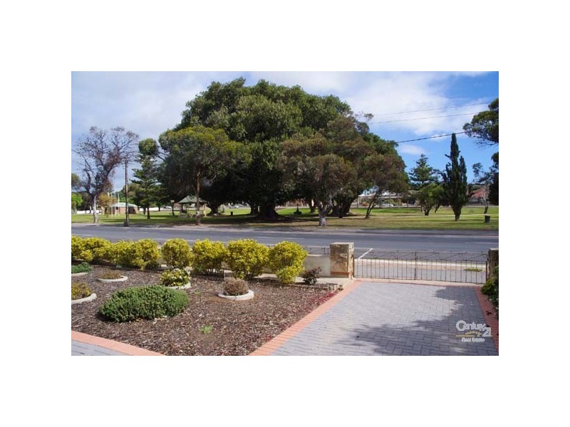 68 George Street, Moonta SA 5558