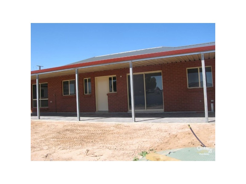 8 Chapple Street, Moonta Bay SA 5558