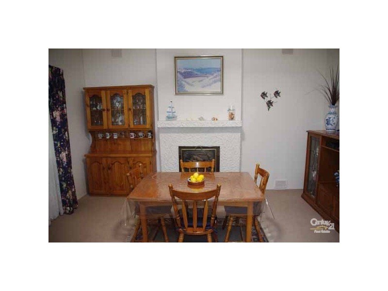 87 Caroline Street, Moonta SA 5558