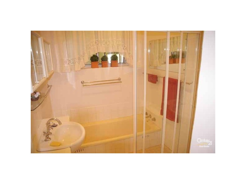 87 Caroline Street, Moonta SA 5558