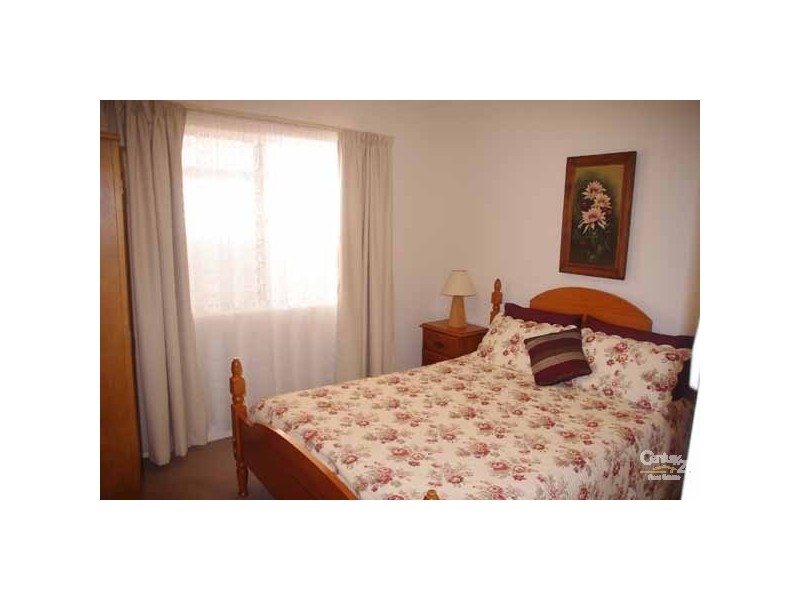 87 Caroline Street, Moonta SA 5558