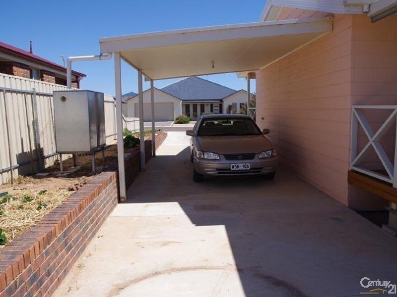 12 Quintrell Street, Moonta Bay SA 5558