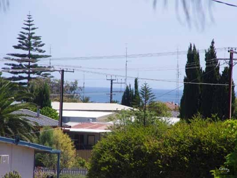 9 Pattison Cres, Moonta Bay SA 5558