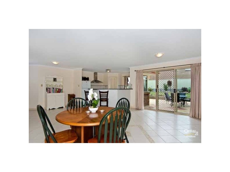 11 Seaview Road, Moonta Bay SA 5558