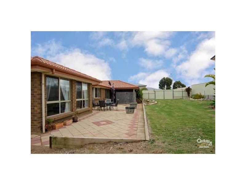 11 Seaview Road, Moonta Bay SA 5558