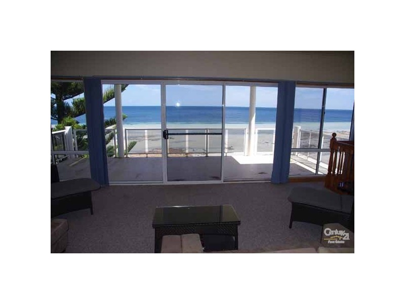 1 Queen Place, Moonta Bay SA 5558