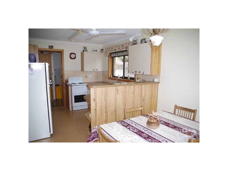 50 Hills Road, Moonta SA 5558