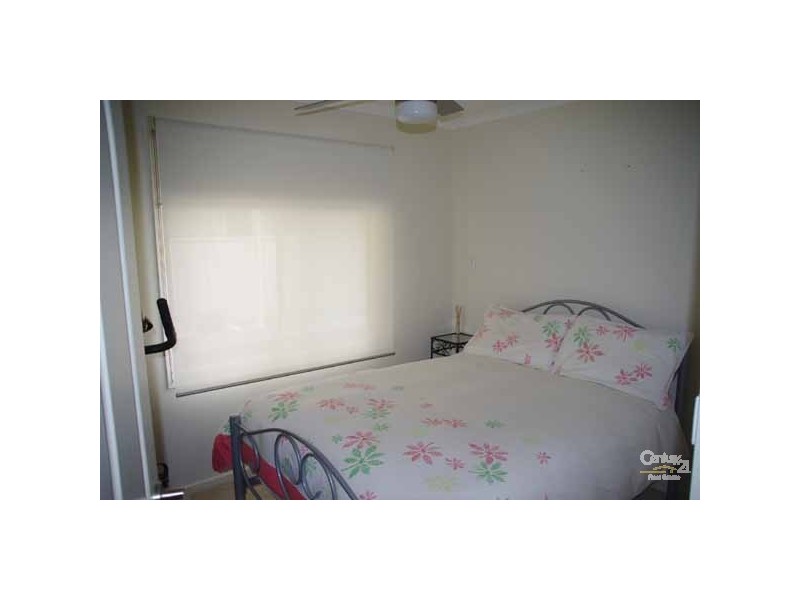 1 Hazel Street, Moonta Bay SA 5558