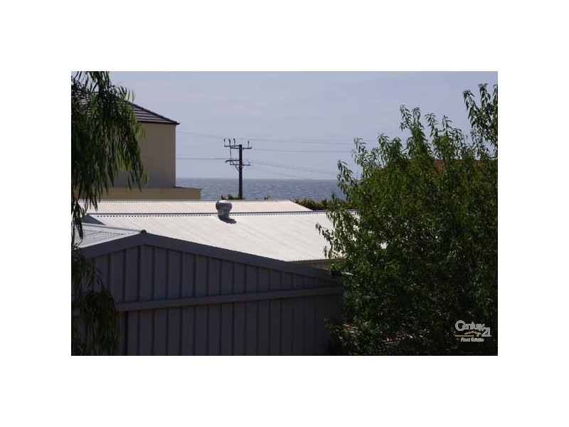 35 Snell Avenue, Port Hughes SA 5558