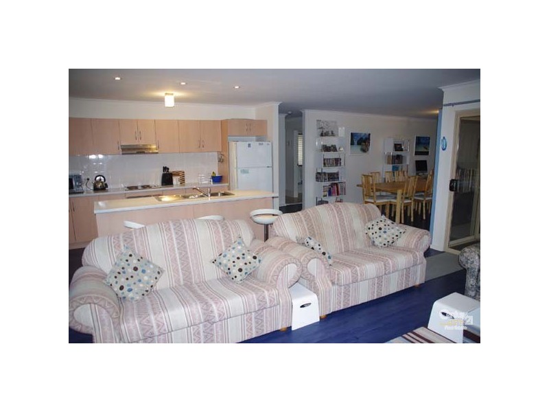 36 Lyndon Ave, Moonta Bay SA 5558