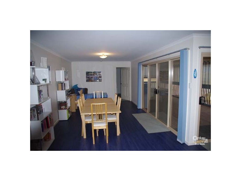 36 Lyndon Ave, Moonta Bay SA 5558