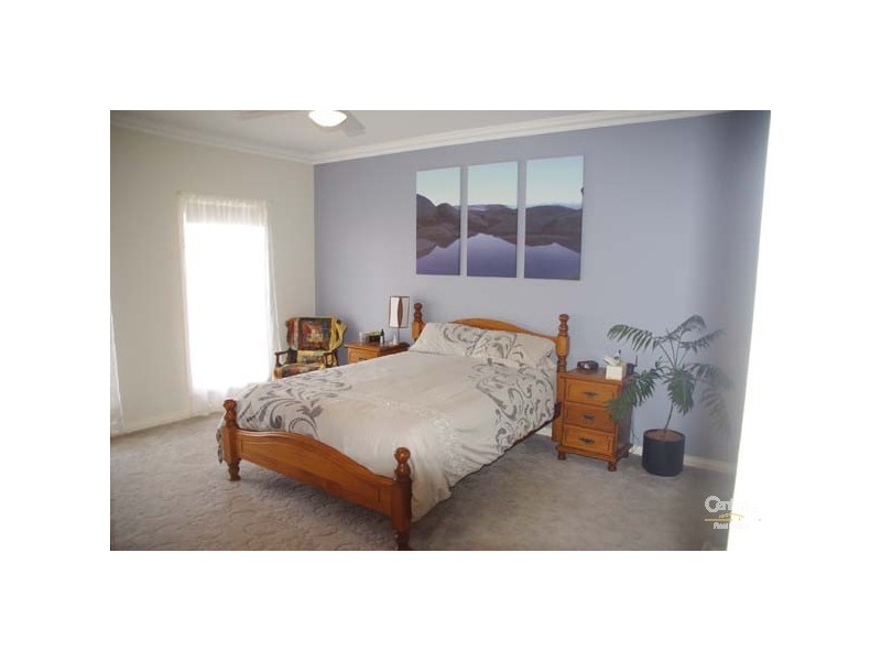 10 Hall Way, Moonta Bay SA 5558