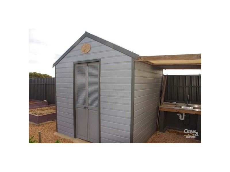 10 Hall Way, Moonta Bay SA 5558