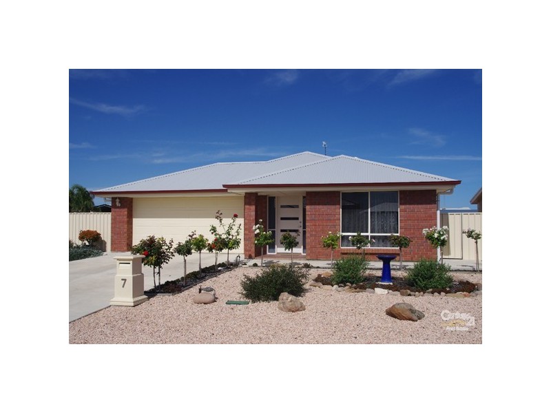 7 Quintrell Street, Moonta Bay SA 5558