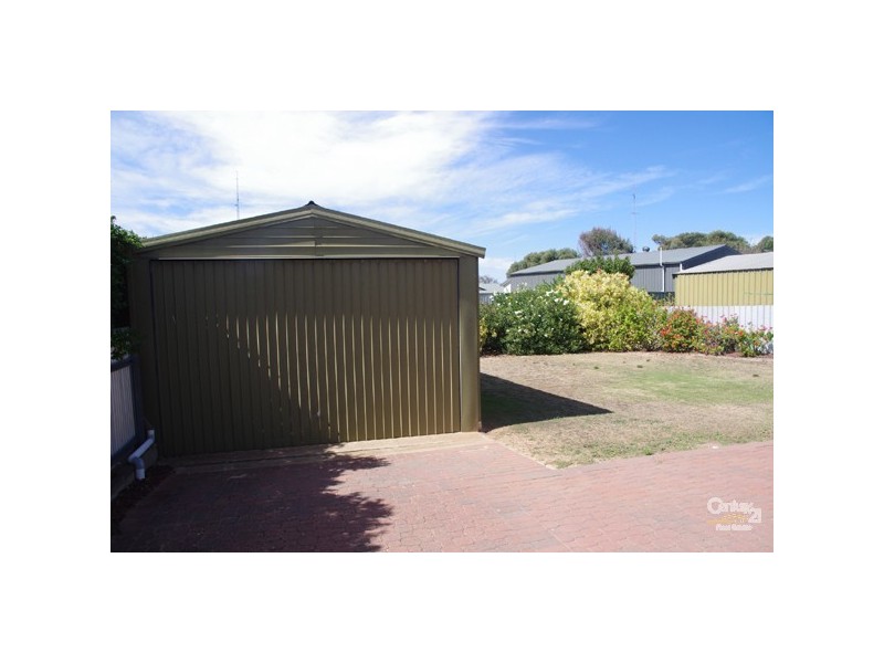 22 Trelawney Street, Moonta Bay SA 5558