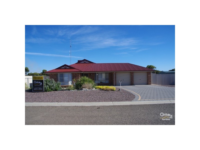 33 Stocker Street, Moonta Bay SA 5558